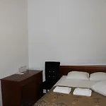Three Crowns Residents Hotell 3*