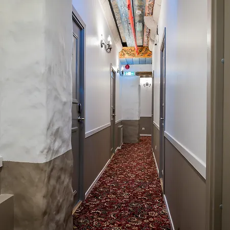 Three Crowns Residents Hotel Reval