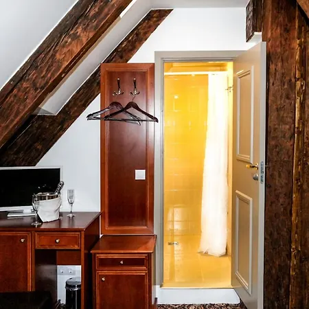 쓰리 크라운 레지던츠 3* 탈린