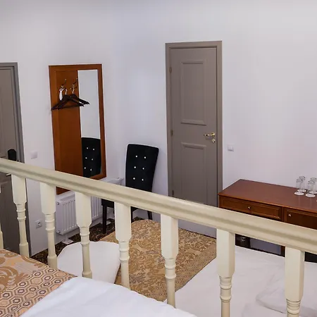 호텔 쓰리 크라운 레지던츠 탈린