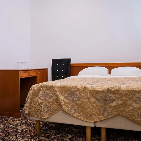 쓰리 크라운 레지던츠 3* 탈린