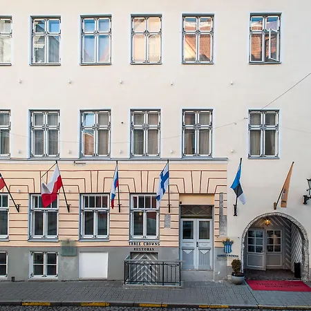 Szálloda Three Crowns Residents 3*