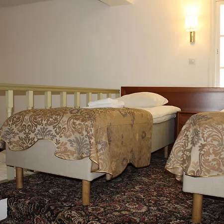 Three Crowns Residents فندق تالين