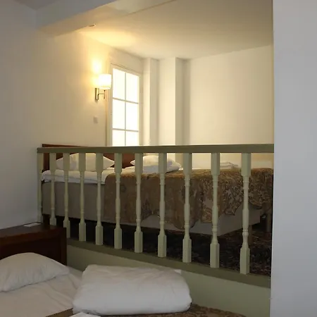 쓰리 크라운 레지던츠 호텔 탈린