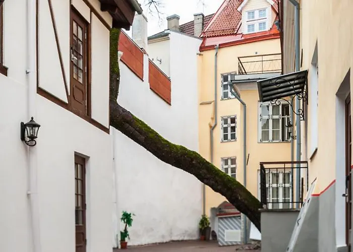 Three Crowns Residents 3* Tallinn