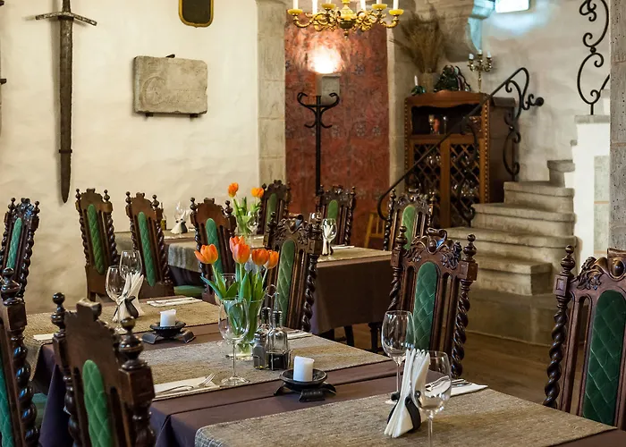 Three Crowns Residents Hotel Tallinn